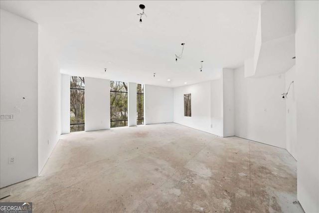 2471 Saint Patrick Street SE, Atlanta, GA 30317