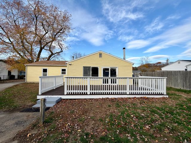 29 Indian Field Road, Groton, CT 06340