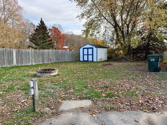 29 Indian Field Road, Groton, CT 06340