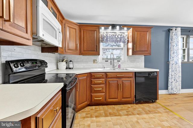 3621 ORKNEY RD, Mountville, PA 17554