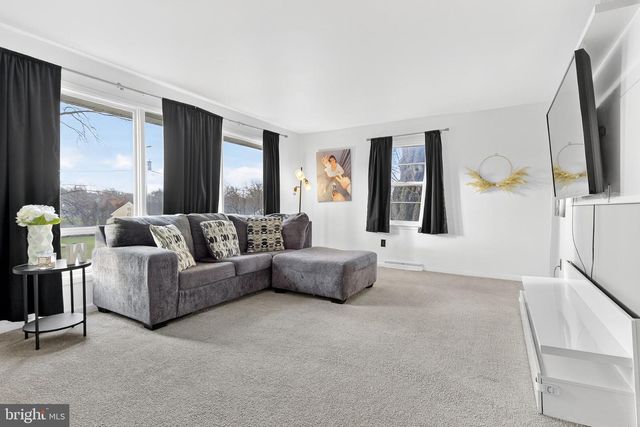 3621 ORKNEY RD, Mountville, PA 17554