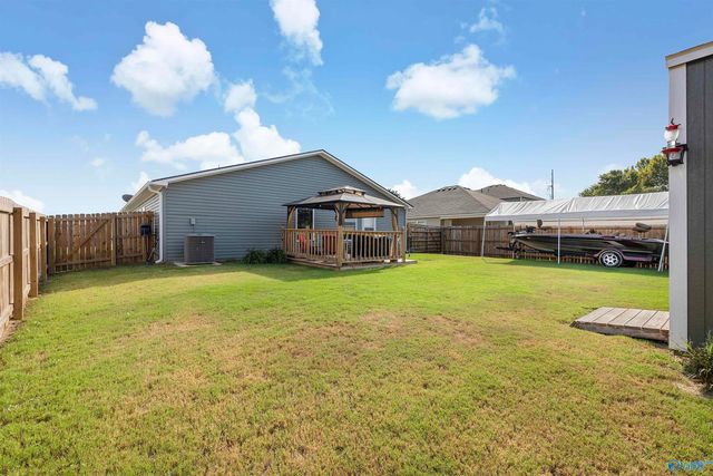 216 Clear Creek Drive, Decatur, AL 35603