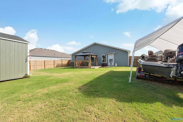 216 Clear Creek Drive, Decatur, AL 35603