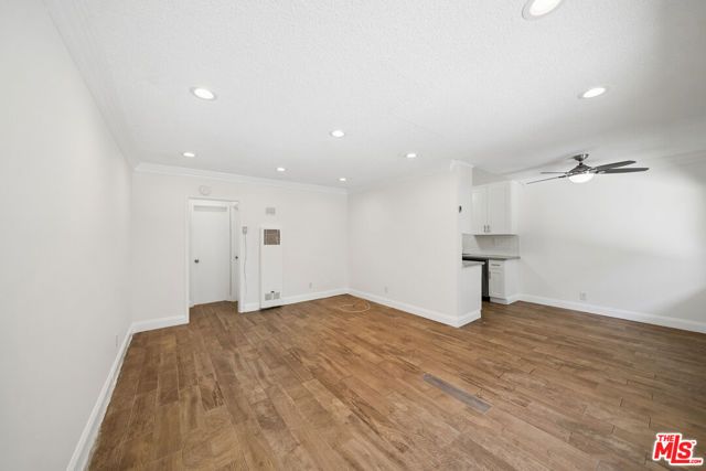 7209 Willoughby Avenue 5, Los Angeles, CA 90046