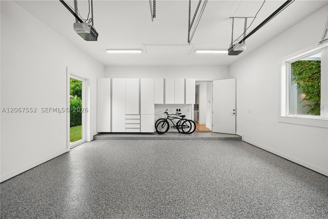 7101 SW 60th St, Miami, FL 33143