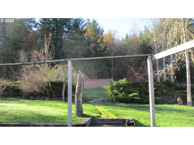 1153 2ND Ave, Vernonia, OR 97064