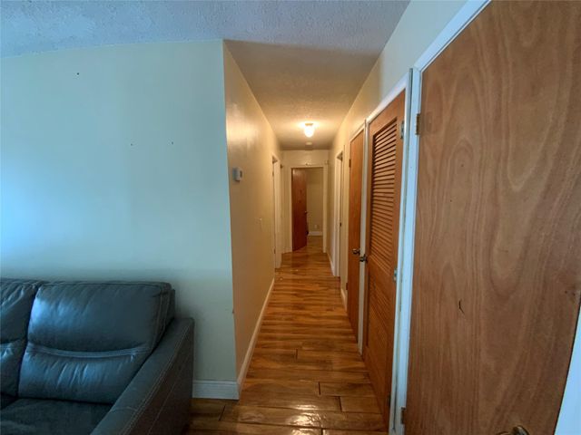 8160 SW 6th St, North Lauderdale, FL 33068