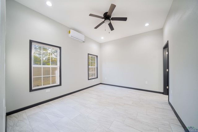 413 Sunset Ave., Gladewater, TX 75647