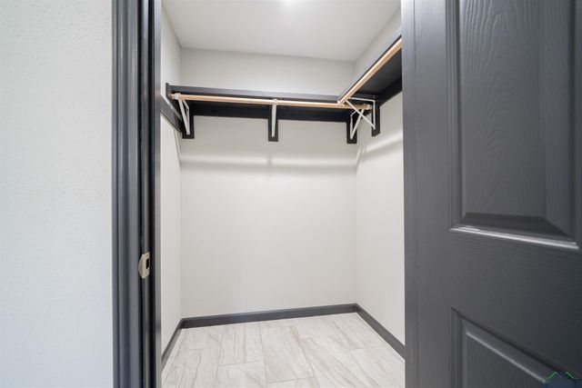 413 Sunset Ave., Gladewater, TX 75647