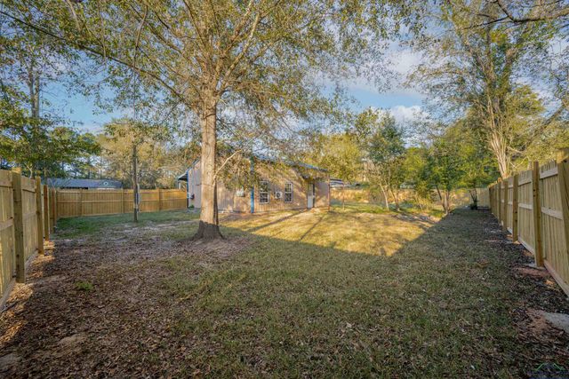 413 Sunset Ave., Gladewater, TX 75647