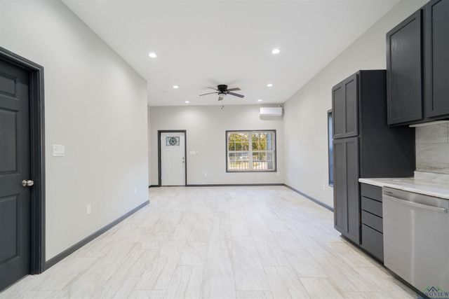 413 Sunset Ave., Gladewater, TX 75647