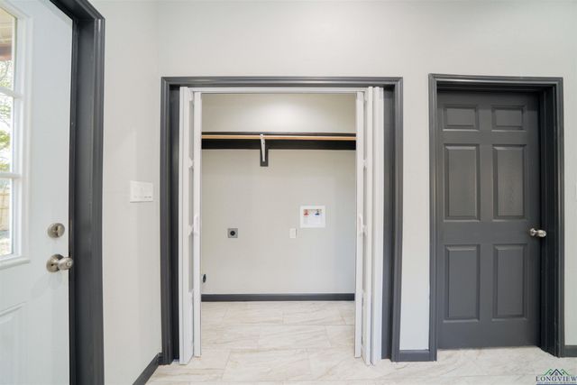 413 Sunset Ave., Gladewater, TX 75647