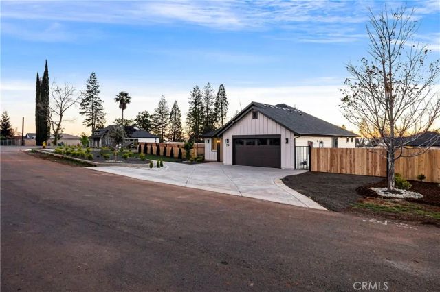 814 Camellia Drive, Paradise, CA 95969
