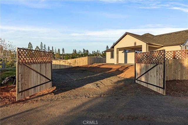 814 Camellia Drive, Paradise, CA 95969