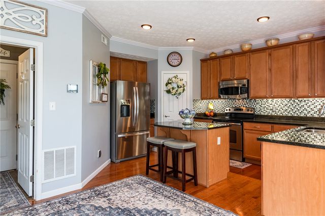 1563 N Wood Creek Drive, Clearcreek Twp, OH 45458