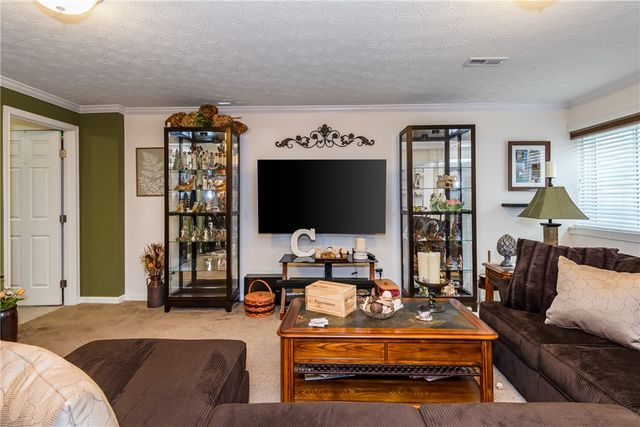 1563 N Wood Creek Drive, Clearcreek Twp, OH 45458