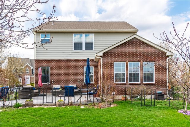 1563 N Wood Creek Drive, Clearcreek Twp, OH 45458