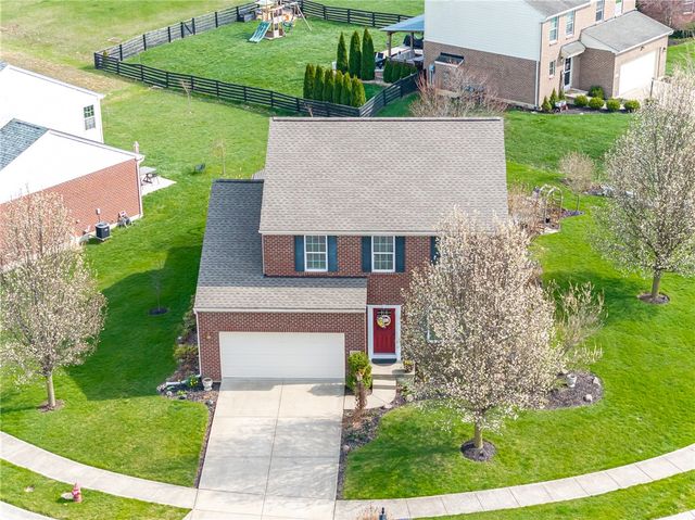 1563 N Wood Creek Drive, Clearcreek Twp, OH 45458