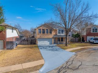 20805 Trotters LN, Pflugerville, TX 78660