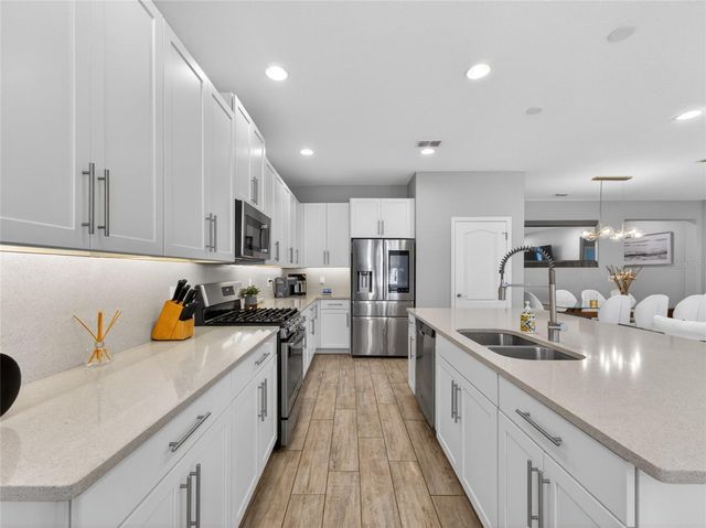 11209 LEMON LAKE BOULEVARD, Orlando, FL 32836