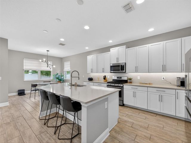 11209 LEMON LAKE BOULEVARD, Orlando, FL 32836