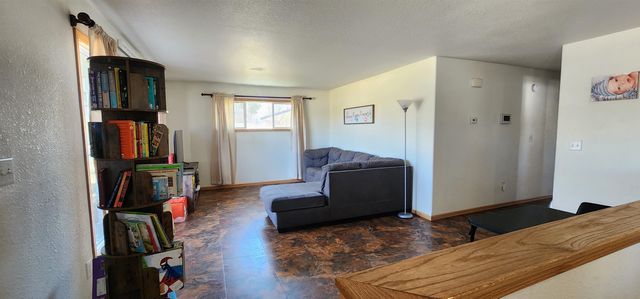 2 22 St SW, Minot, ND 58701