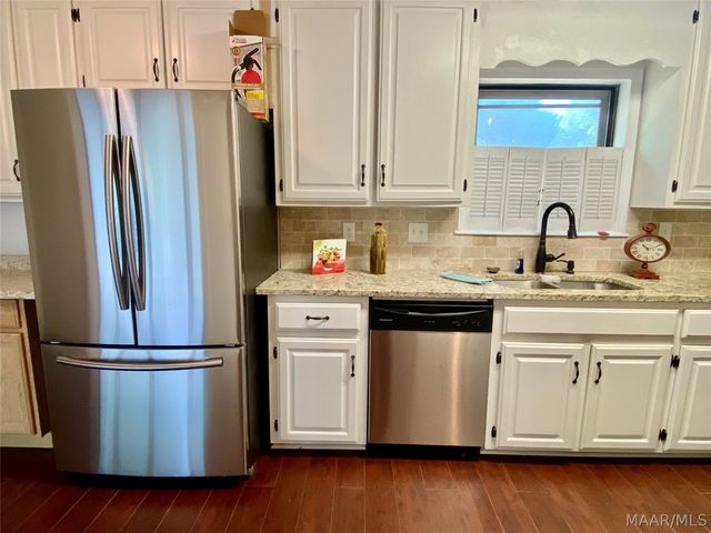 212 James Street, Wetumpka, AL 36092