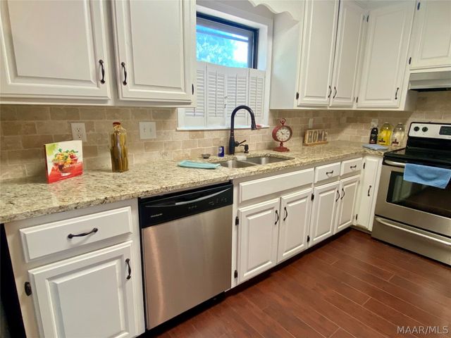 212 James Street, Wetumpka, AL 36092
