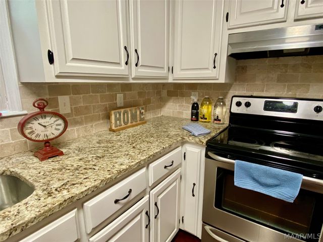 212 James Street, Wetumpka, AL 36092