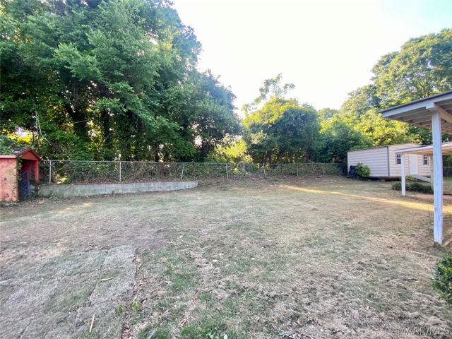 212 James Street, Wetumpka, AL 36092