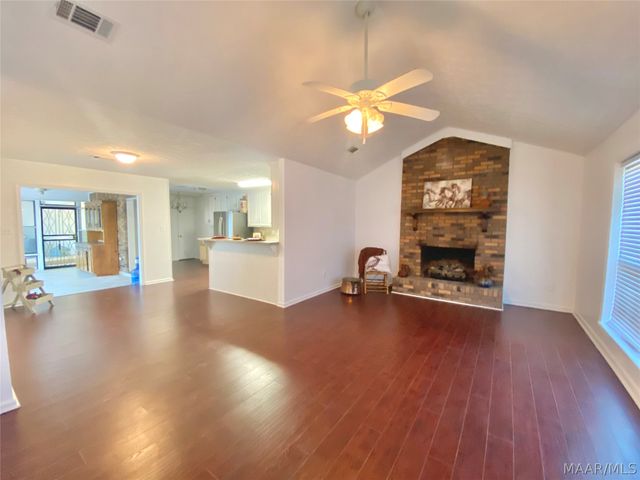 212 James Street, Wetumpka, AL 36092