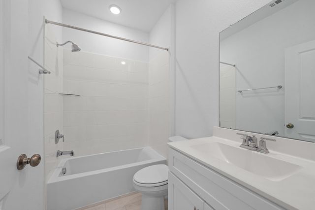 475 Turtle Creek Drive, Dayton, TX 77535