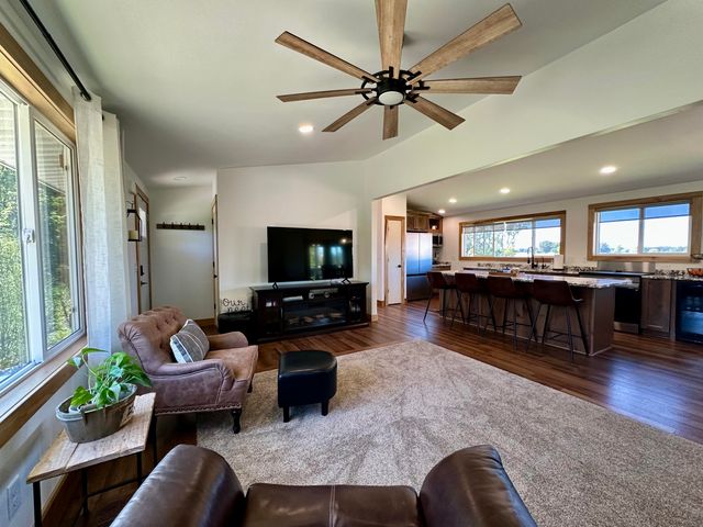 75512 County Road 665, Decatur Twp, MI 49065