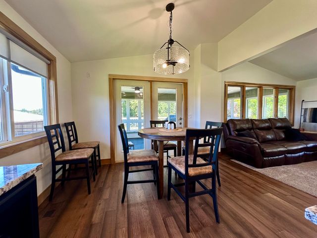 75512 County Road 665, Decatur Twp, MI 49065
