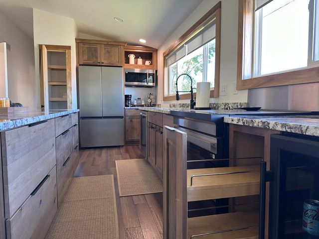 75512 County Road 665, Decatur Twp, MI 49065