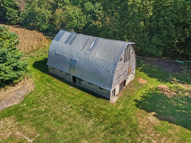 75512 County Road 665, Decatur Twp, MI 49065