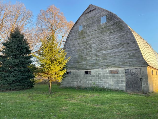 75512 County Road 665, Decatur Twp, MI 49065