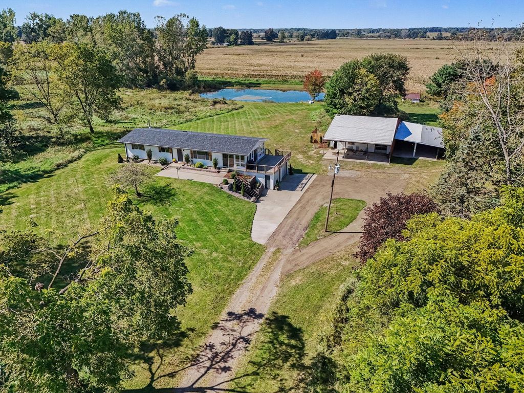 75512 County Road 665, Decatur Twp, MI 49065