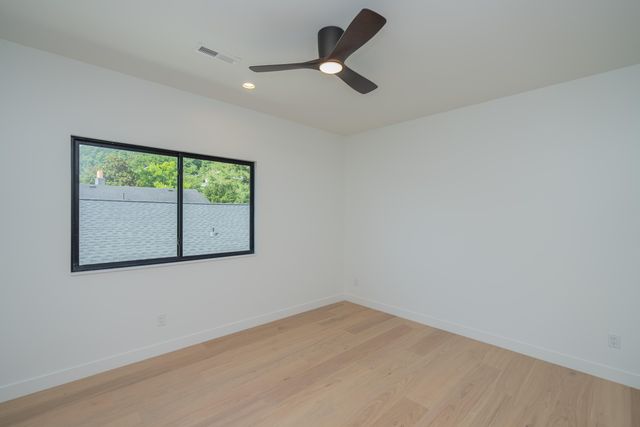 3818 Longview Avenue, Chattanooga, TN 37409