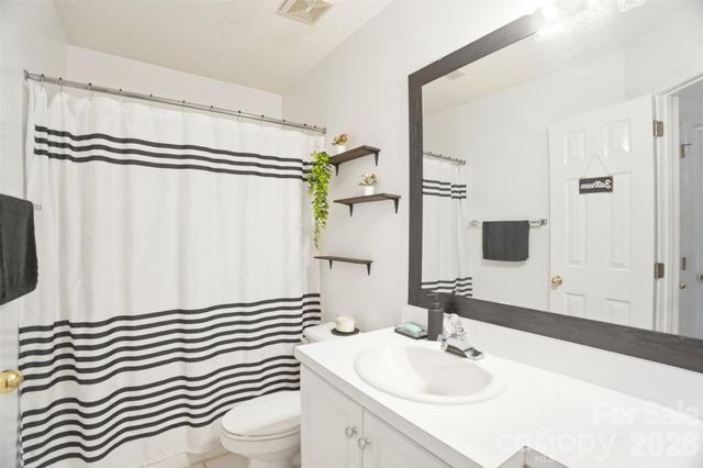 6406 Currywood Place, Charlotte, NC 28227