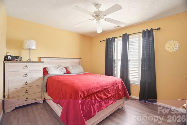 6406 Currywood Place, Charlotte, NC 28227