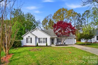 6406 Currywood Place, Charlotte, NC 28227