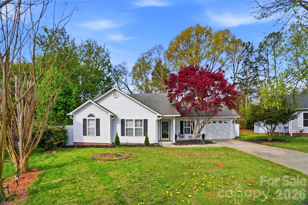 6406 Currywood Place, Charlotte, NC 28227