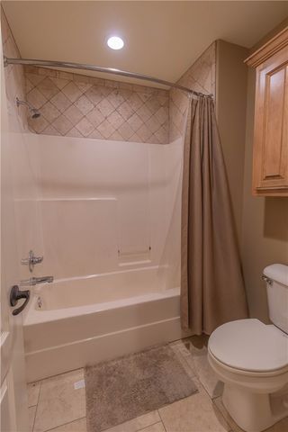 202 Olinka Pass Street, Bentonville, AR 72712