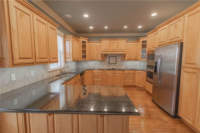 202 Olinka Pass Street, Bentonville, AR 72712
