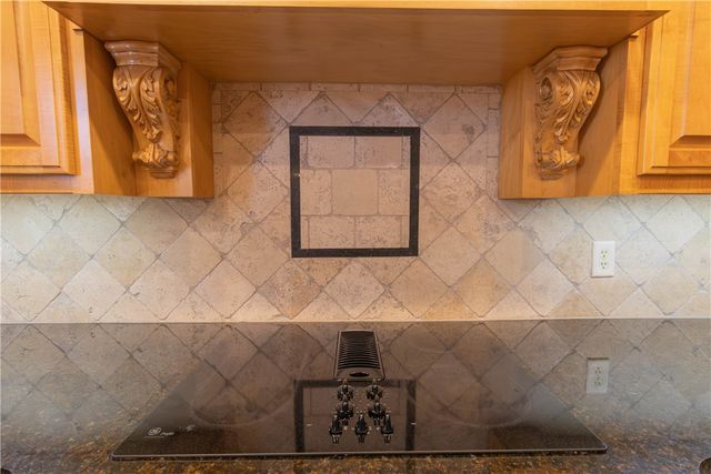 202 Olinka Pass Street, Bentonville, AR 72712