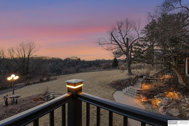 3913 Hawk Woods Circle, Omaha, NE 68112