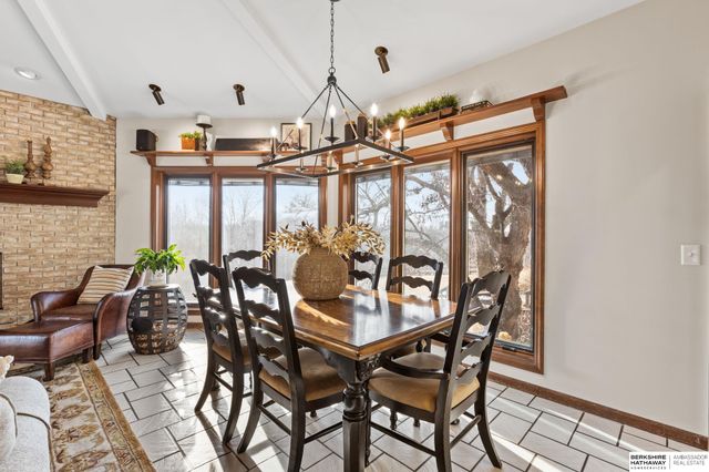 3913 Hawk Woods Circle, Omaha, NE 68112