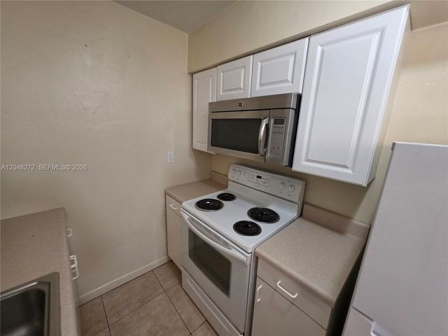 6130 Funston Street S S, Hollywood, FL 33023