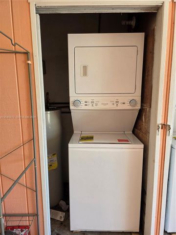 6130 Funston Street S S, Hollywood, FL 33023